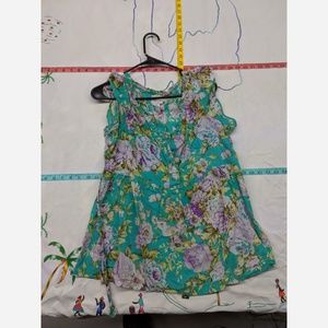 Women's 1X Care N Sport Floral Spring Top